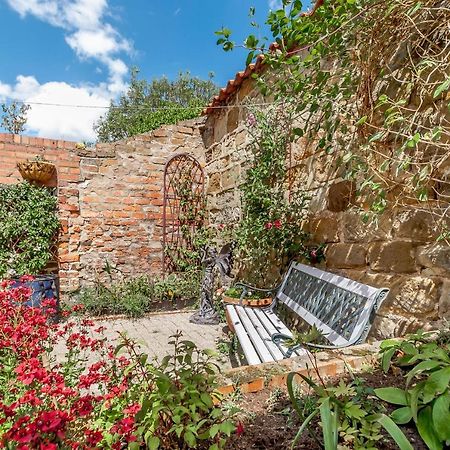 Chimes Cottage 吉斯伯勒 外观 照片