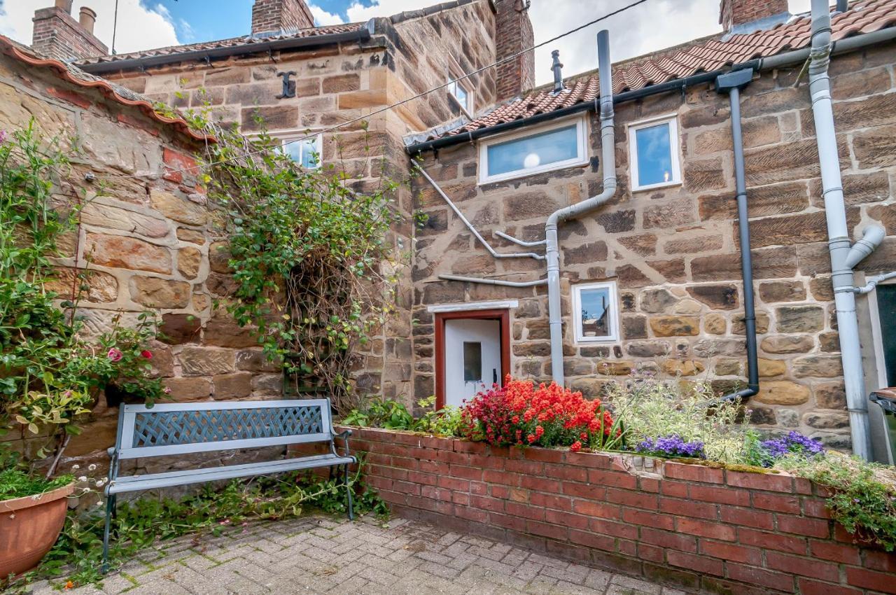 Chimes Cottage 吉斯伯勒 外观 照片